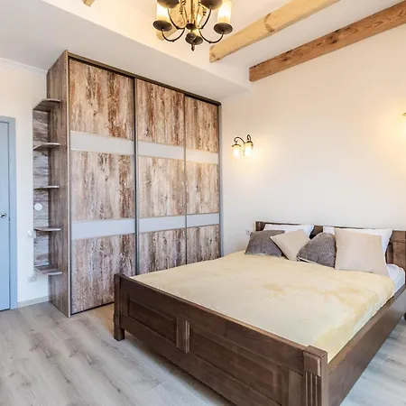 Апартаменты Inshiapartments On Hazova Str 4