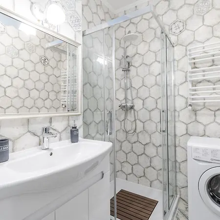 Апартаменты Inshiapartments On Hazova Str 4 Львов