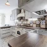 Apartment Inshiapartments On Hazova Str 4 *