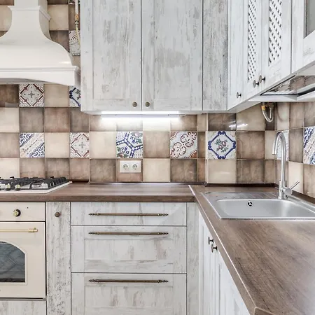 Inshiapartments On Hazova Str 4 *