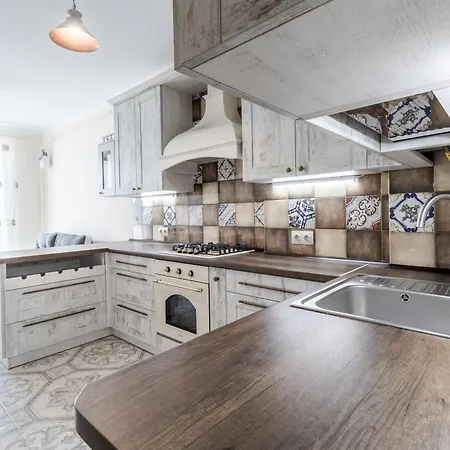 Διαμέρισμα Inshiapartments On Hazova Str 4 *